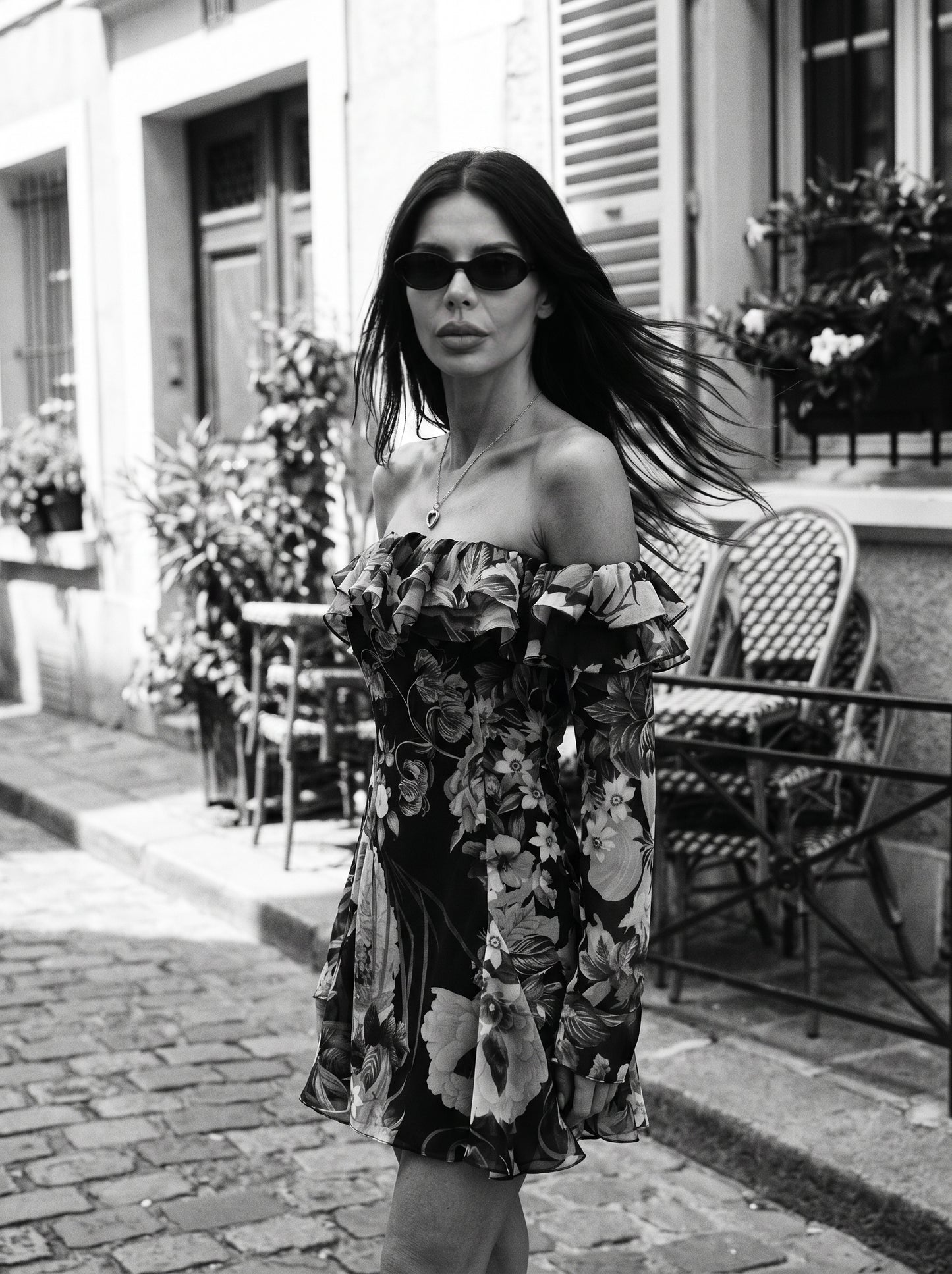 Рокля Gardenia in black