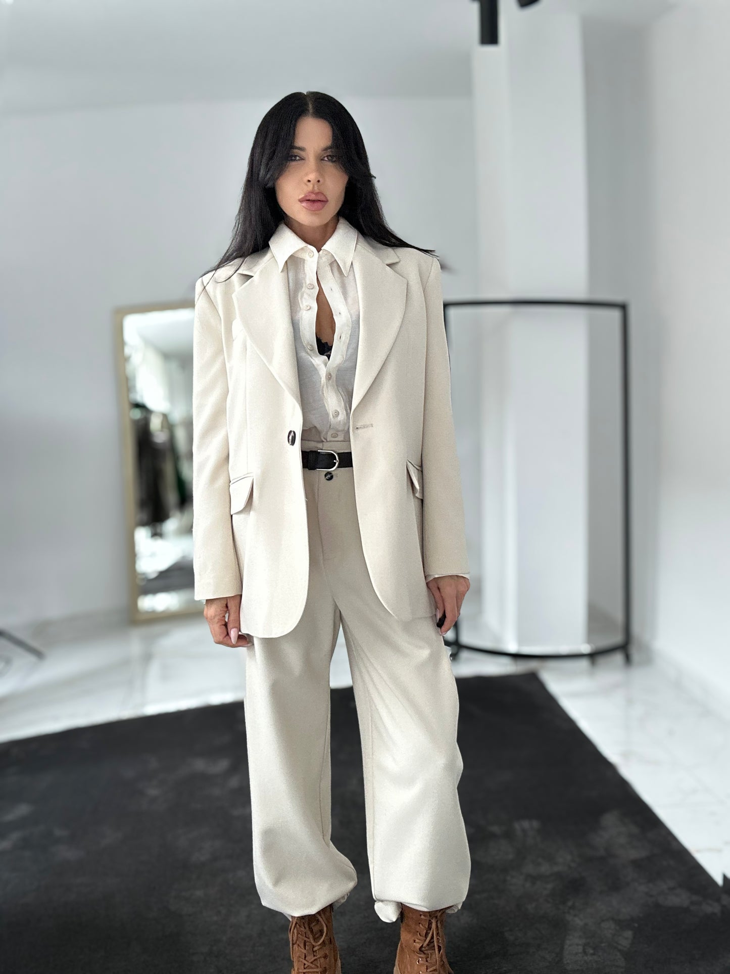 Костюм Classique in ecru