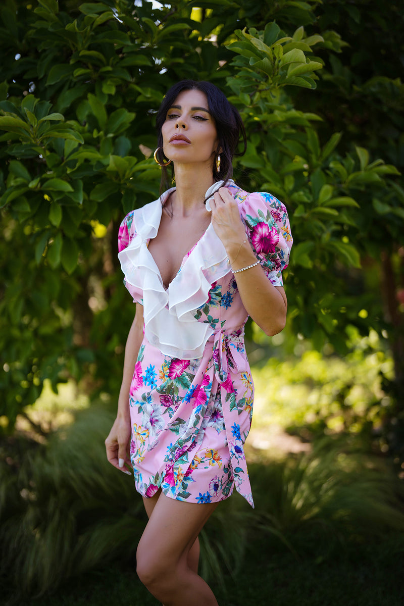 Delisa în rochie roz