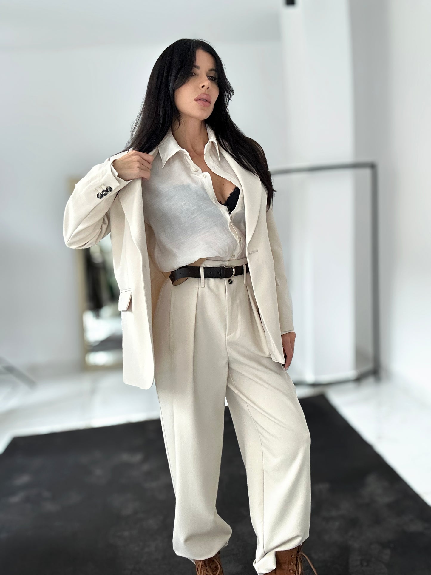 Костюм Classique in ecru