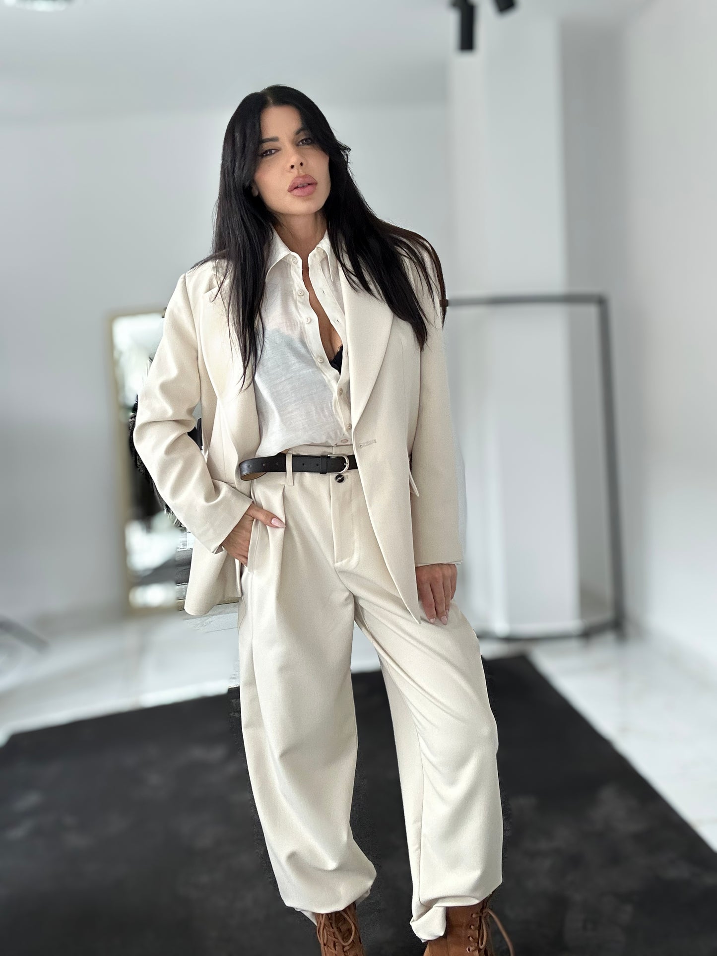 Костюм Classique in ecru
