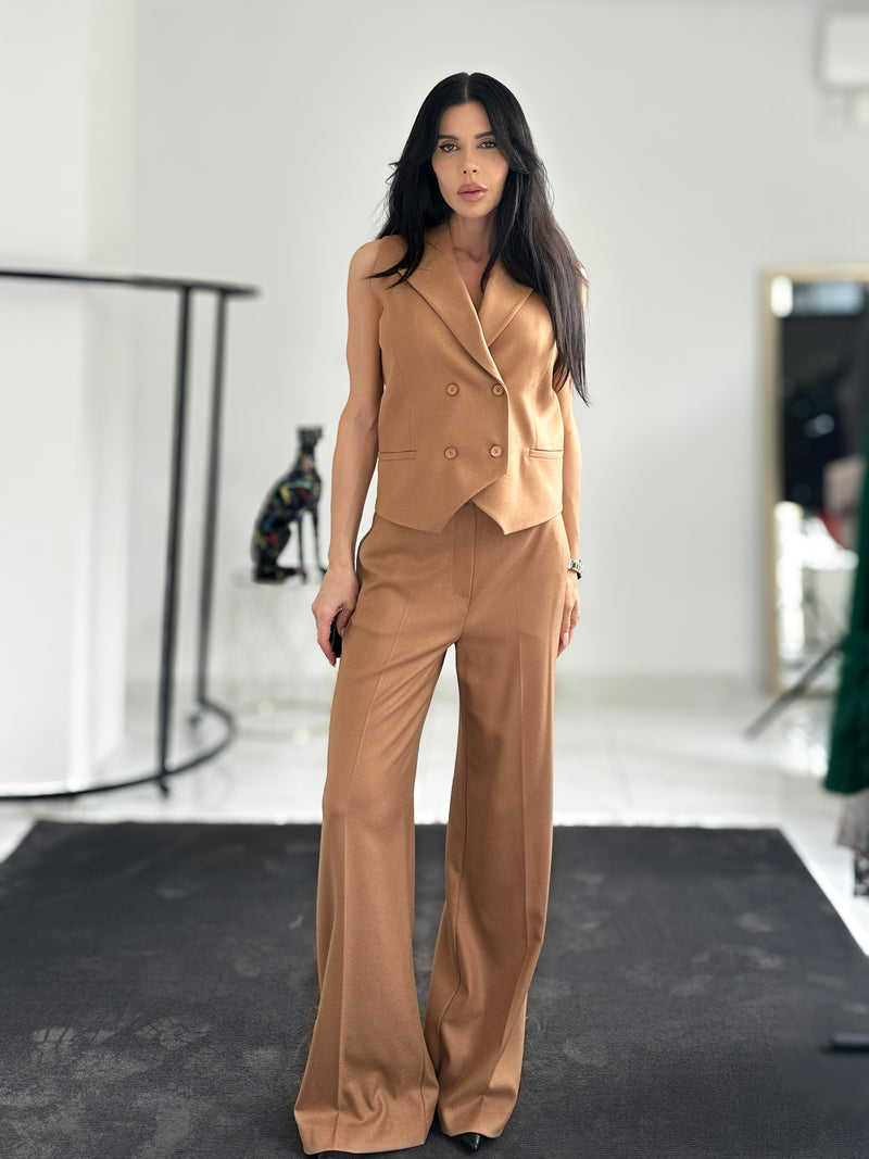 Костюм Dayna in camel