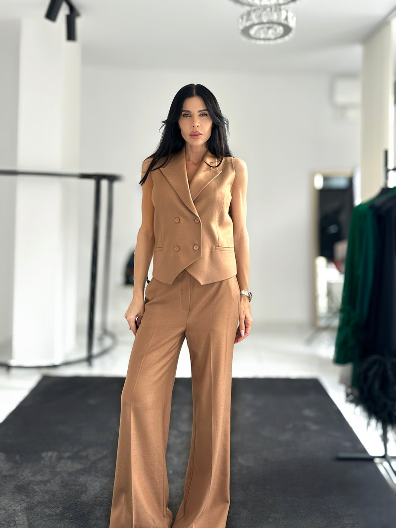 Костюм Dayna in camel