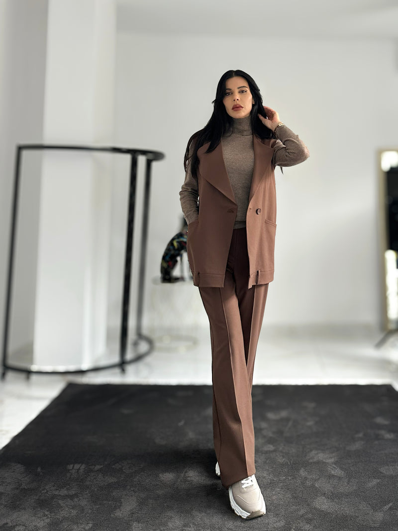 Костюм „Cappuccino Edge“
