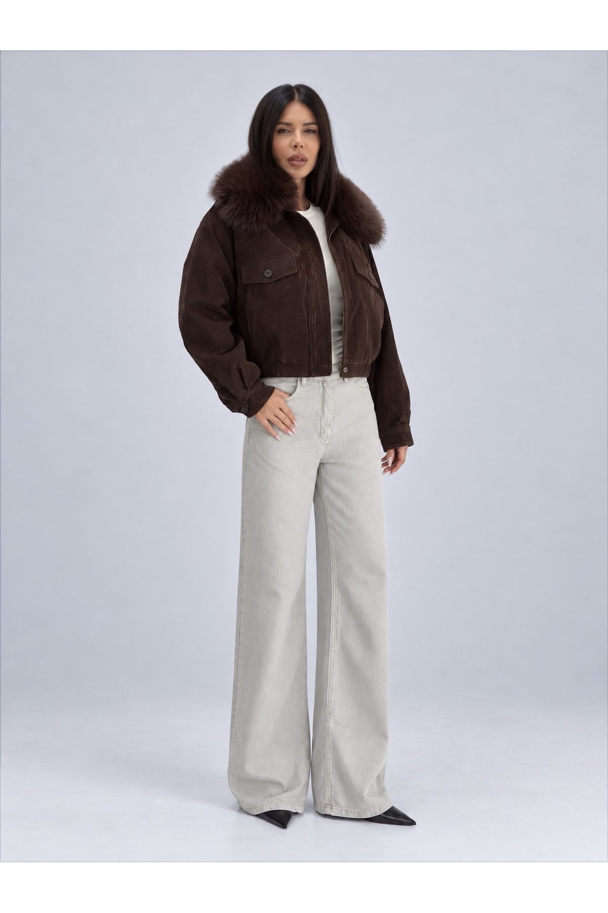 Яке Headland in Deep Brown