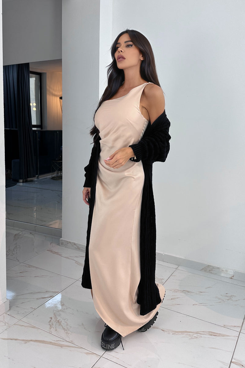 Kristal în rochia Sahara